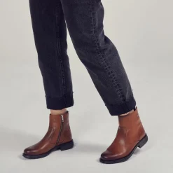 EOS Footwear Ankle Boots><noscript><img width=